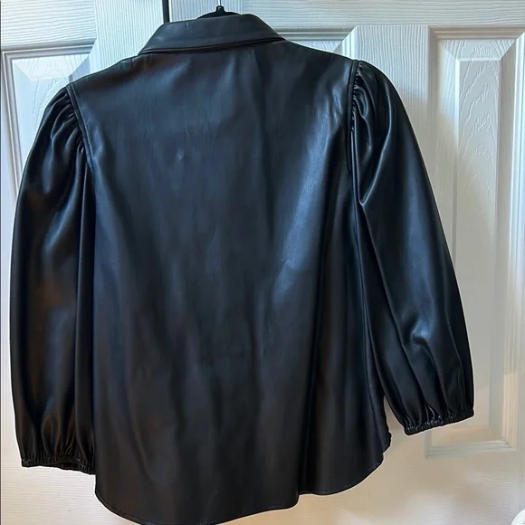 Zara Black Puff Sleeve Button Down Shirt - Picture 2 of 2